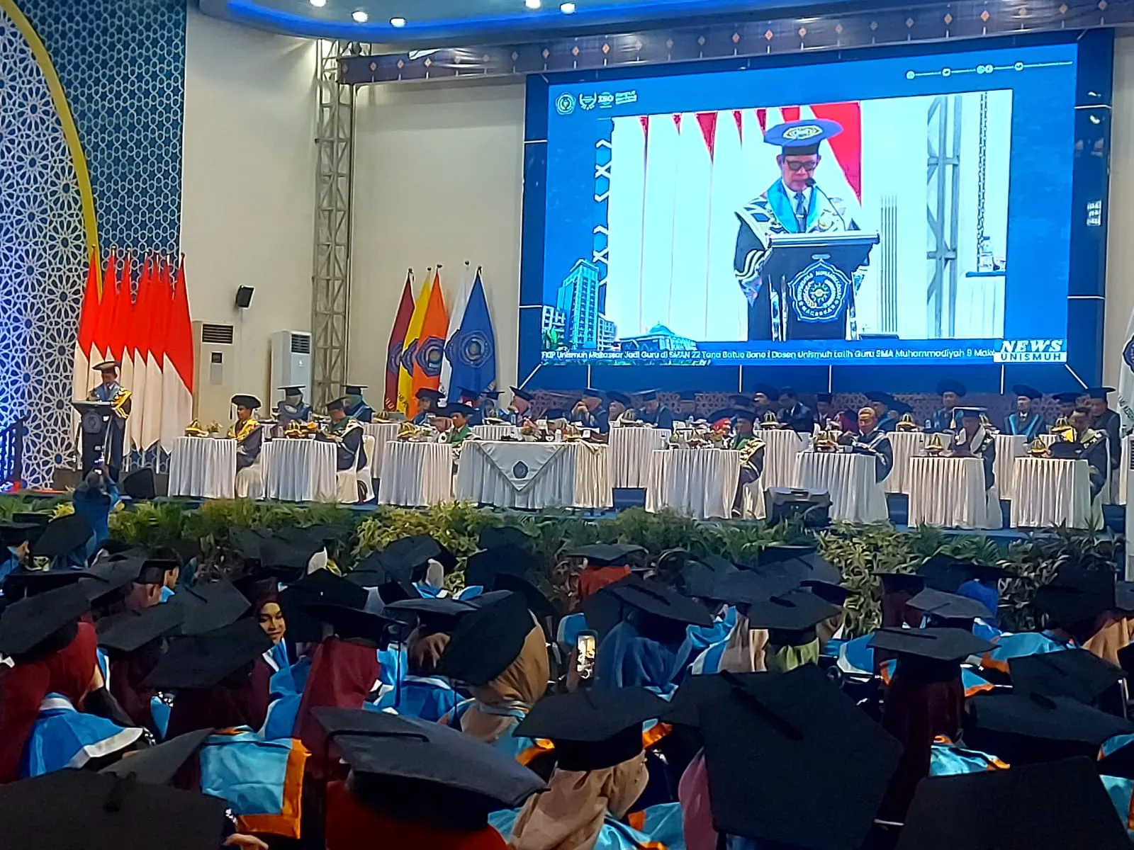 Unismuh Wisuda 1.227 Alumni, Rektor Tekankan Pentingnya Soft Skills dan Integritas